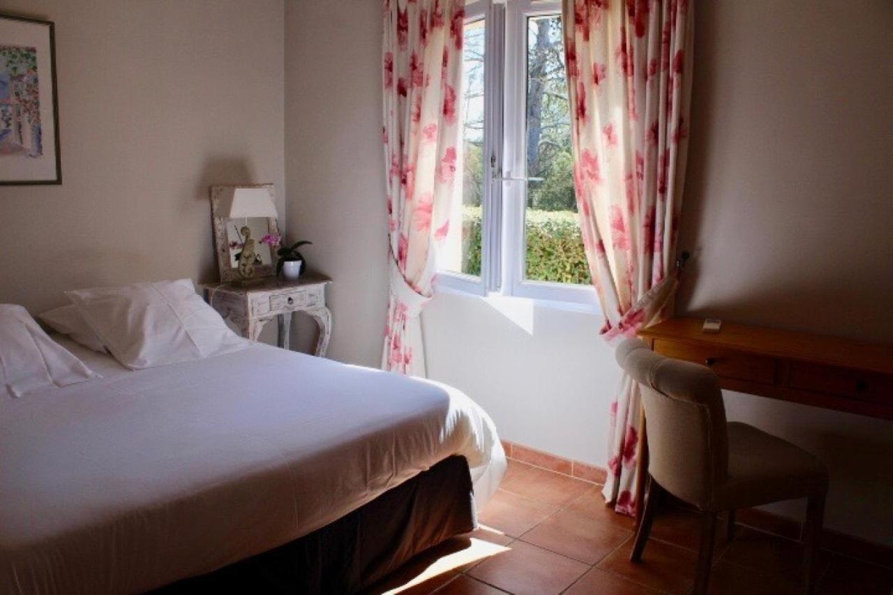 Bed and Breakfast Bastide Saint Bernard Le Thoronet Esterno foto